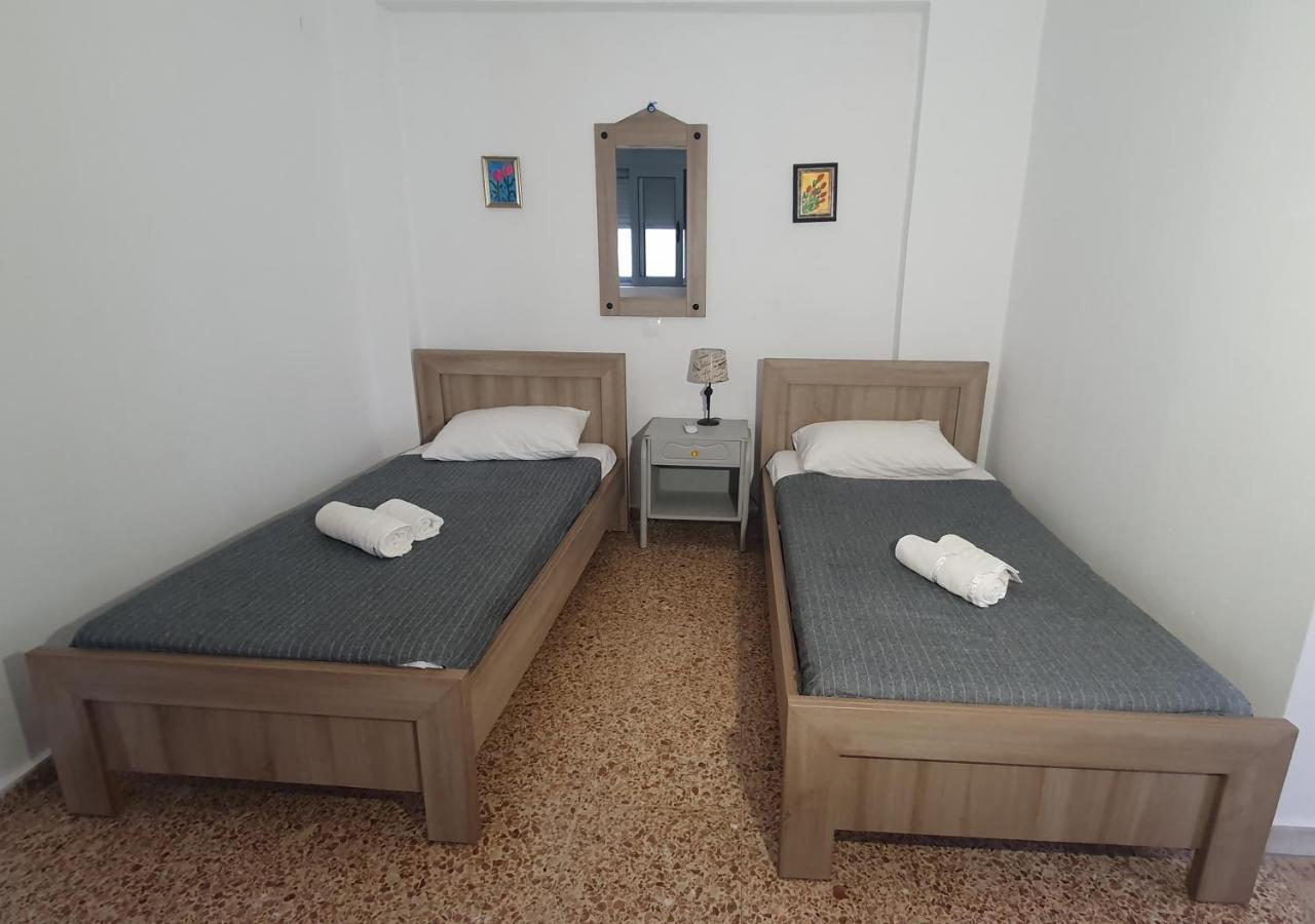 Toulipa * Lindos (Rhodes)